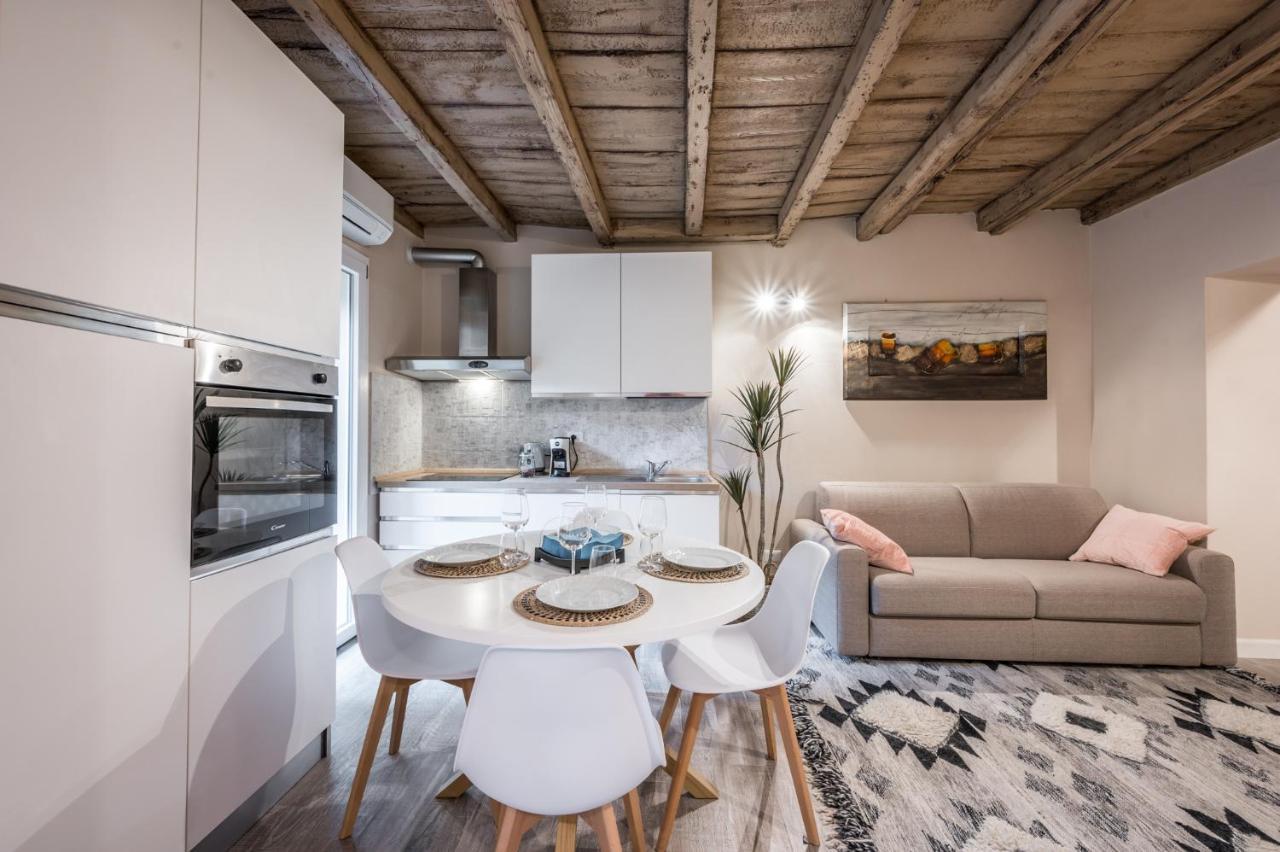 Broccaindosso Wood Apartments 5* Bolonia Exterior foto