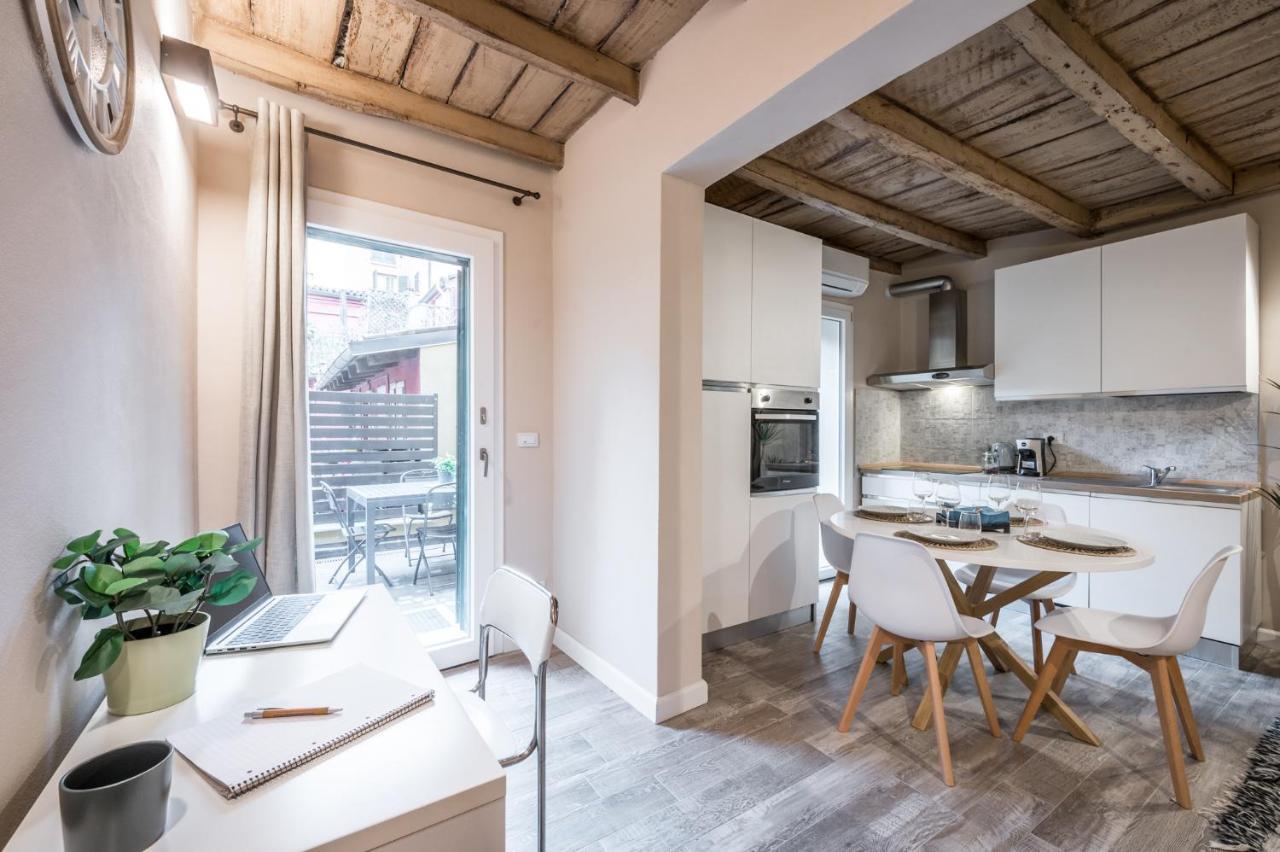 Broccaindosso Wood Apartments 5* Bolonia Exterior foto