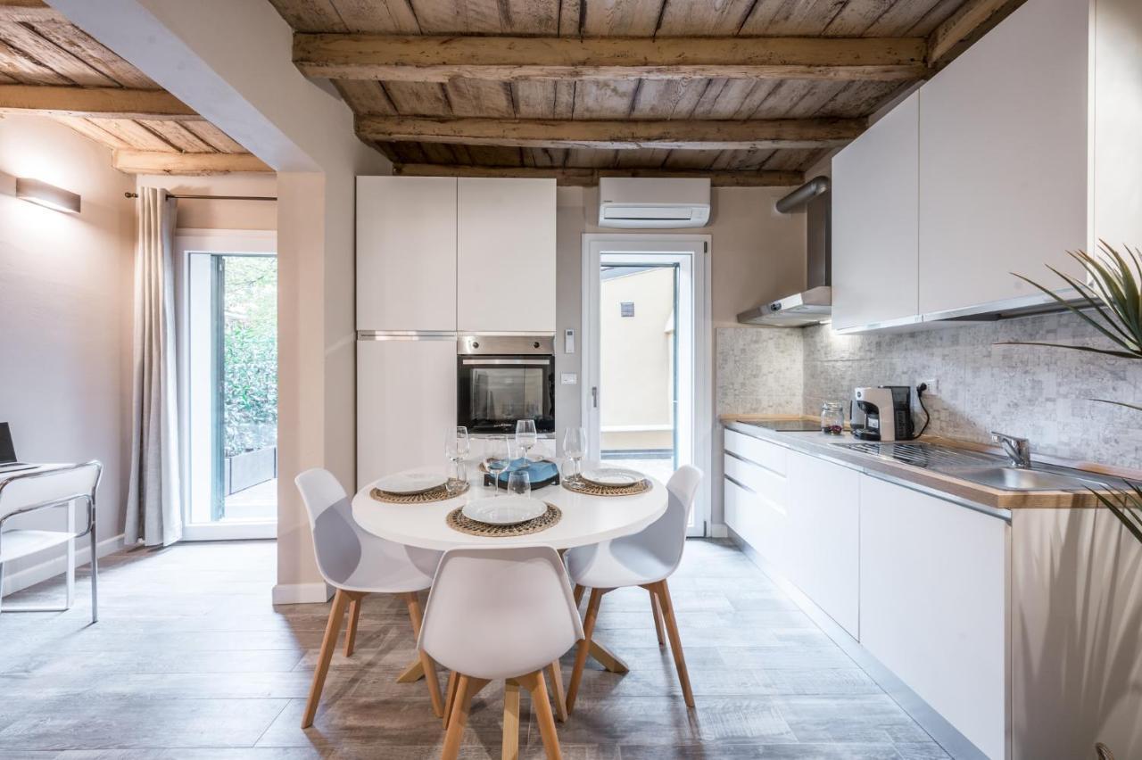 Broccaindosso Wood Apartments 5* Bolonia Exterior foto