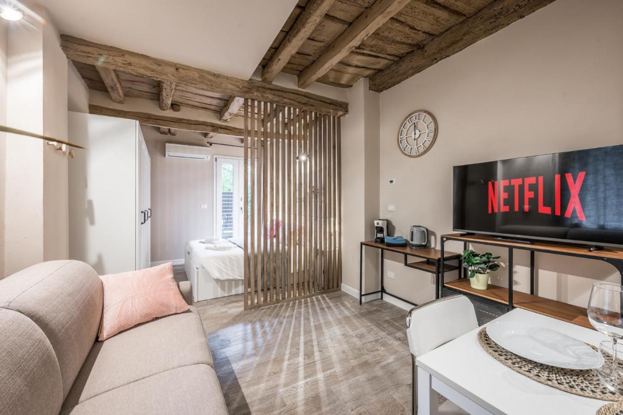 Broccaindosso Wood Apartments 5* Bolonia Exterior foto