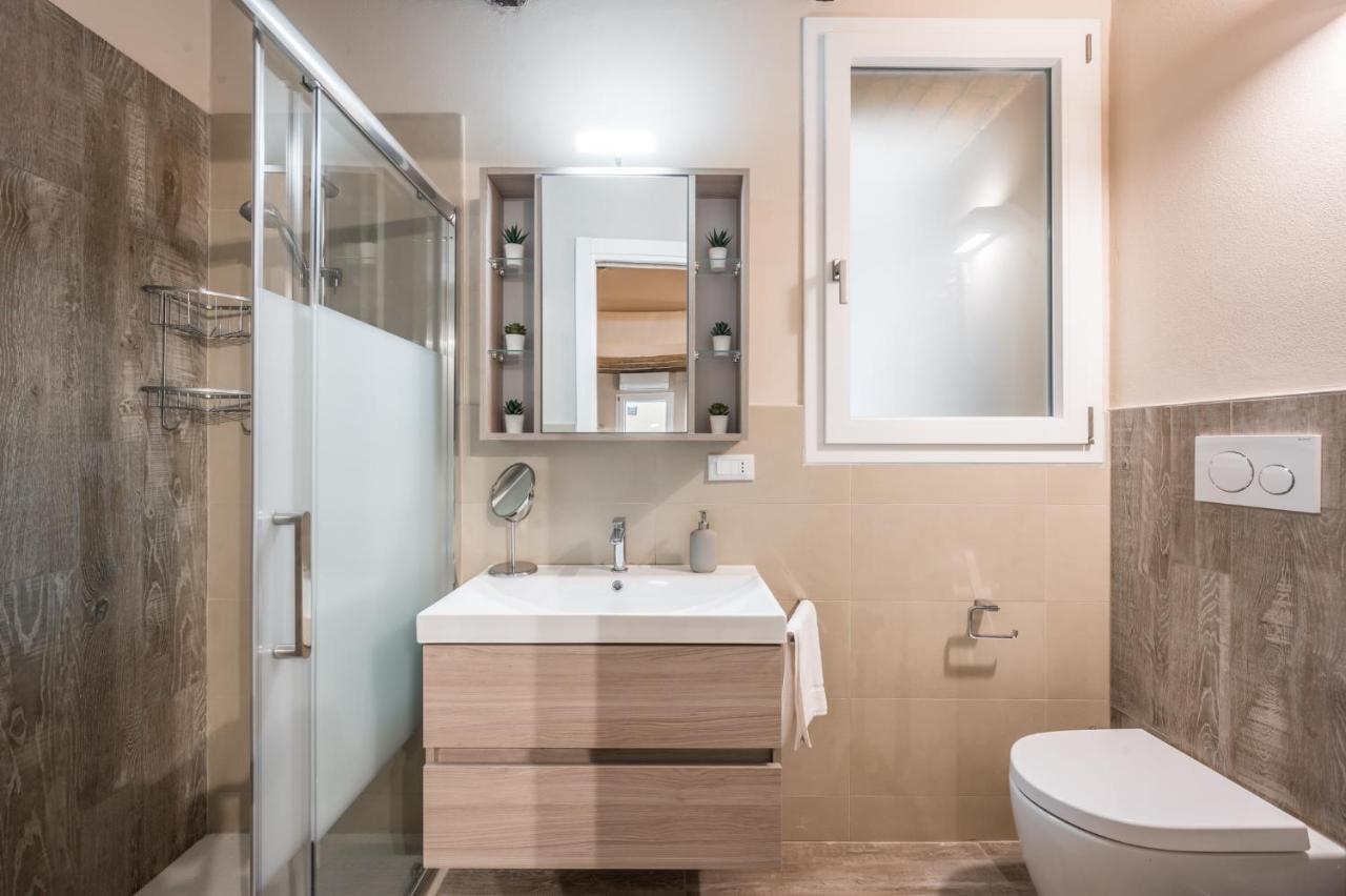 Broccaindosso Wood Apartments 5* Bolonia Exterior foto