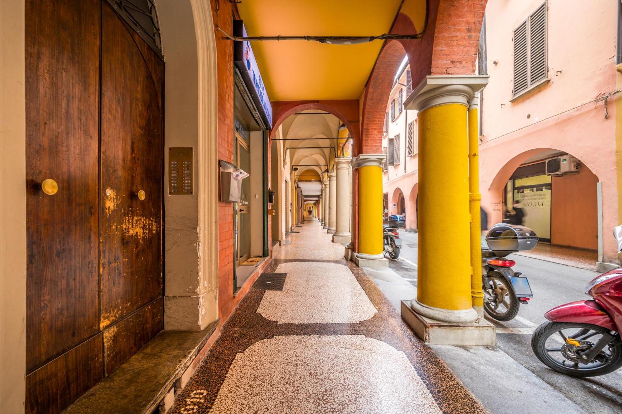 Broccaindosso Wood Apartments 5* Bolonia Exterior foto