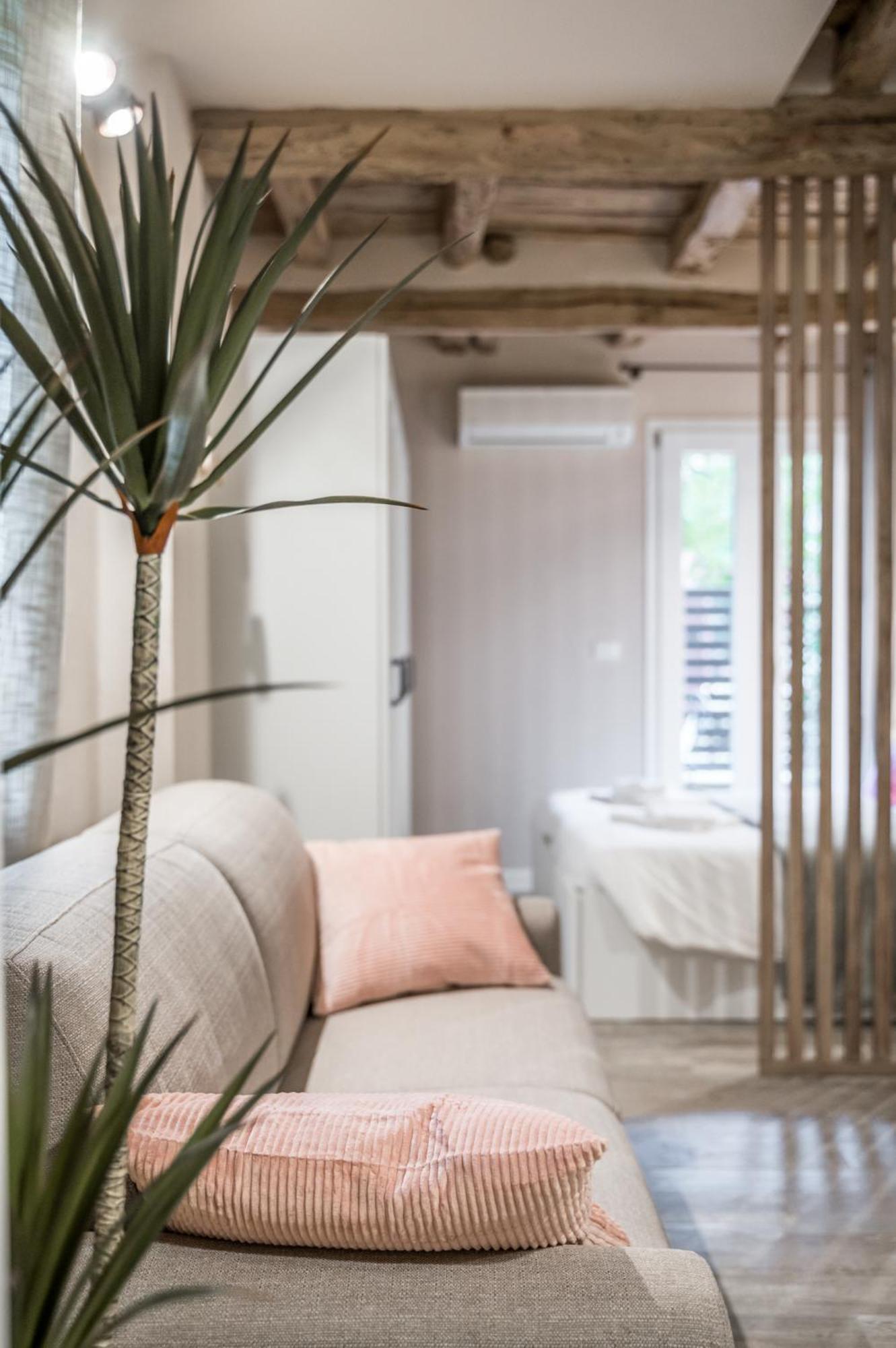 Broccaindosso Wood Apartments 5* Bolonia Exterior foto